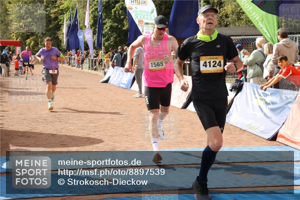 14.09.2025 - Airport Race Strokosch-Dieckow http://msf.ph/oto/8897539 14.09.2025 12:22:19 Ziel 18, 316, 1021, 1166, 1565, 4115, 4124, 4245 meine-sportfotos.de