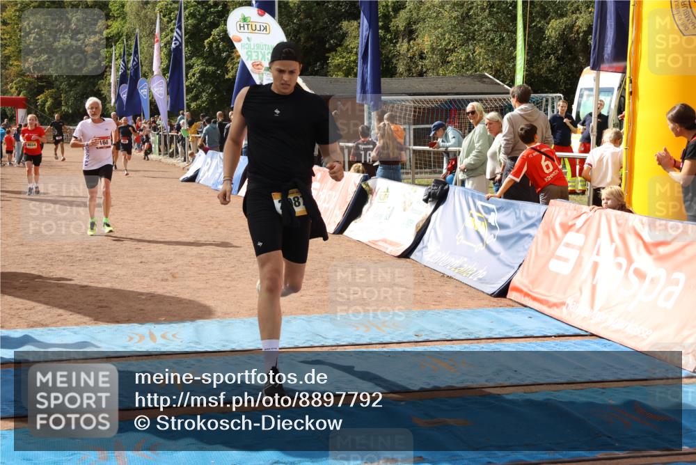 14.09.2025 - Airport Race Strokosch-Dieckow http://msf.ph/oto/8897792 14.09.2025 12:22:51 Ziel 168, 184, 255, 1347, 2053, 2087, 4034 meine-sportfotos.de