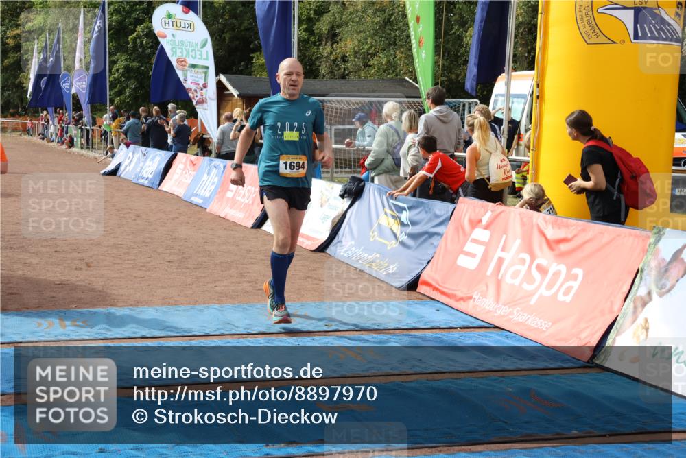 14.09.2025 - Airport Race Strokosch-Dieckow http://msf.ph/oto/8897970 14.09.2025 12:23:09 Ziel 452, 1667, 1694, 5260, 5522 meine-sportfotos.de