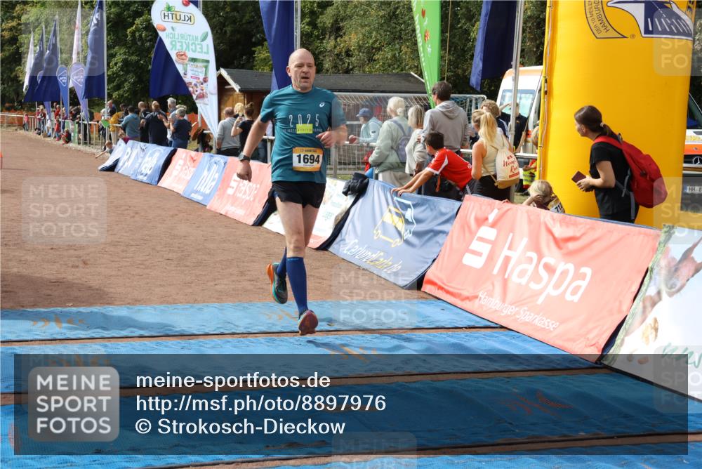 14.09.2025 - Airport Race Strokosch-Dieckow http://msf.ph/oto/8897976 14.09.2025 12:23:09 Ziel 452, 1667, 1694, 5260, 5522 meine-sportfotos.de