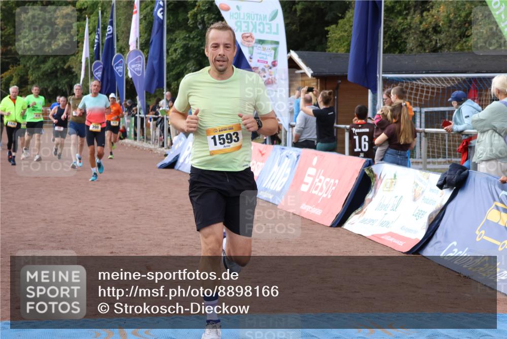14.09.2025 - Airport Race Strokosch-Dieckow http://msf.ph/oto/8898166 14.09.2025 12:23:56 Ziel 68, 385, 398, 416, 433, 780, 1593, 1984 meine-sportfotos.de