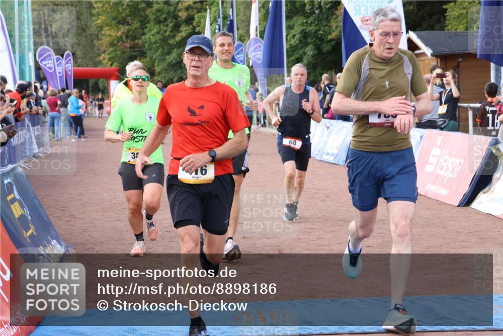 14.09.2025 - Airport Race Strokosch-Dieckow http://msf.ph/oto/8898186 14.09.2025 12:24:02 Ziel 68, 385, 398, 416, 433, 780, 1116, 1826, 4174 meine-sportfotos.de