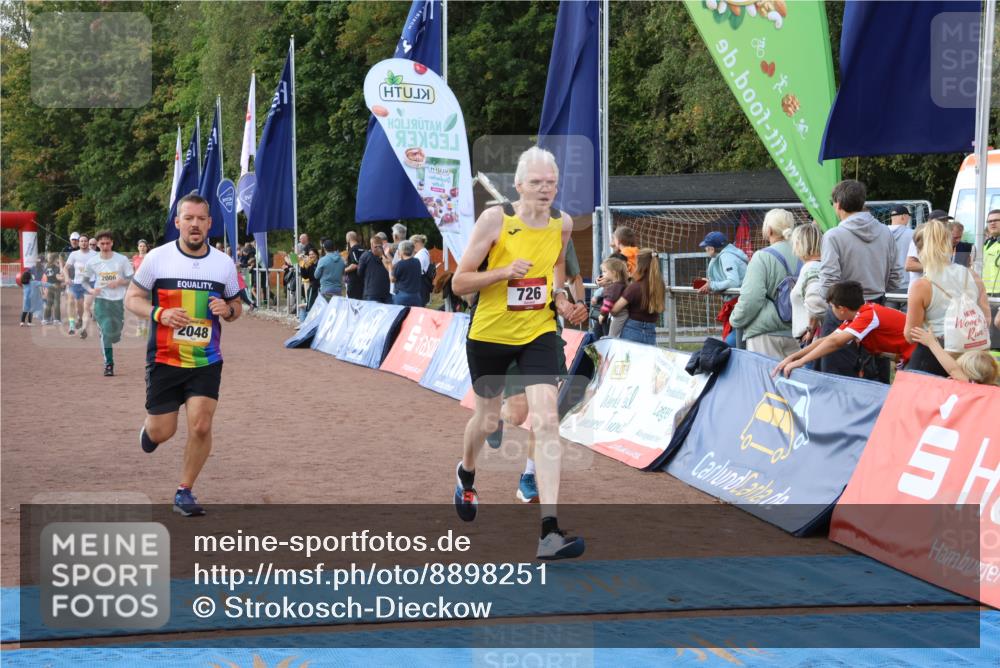 14.09.2025 - Airport Race Strokosch-Dieckow http://msf.ph/oto/8898251 14.09.2025 12:24:23 Ziel 396, 453, 575, 726, 1448, 1549, 1655, 1884, 1957, 2006, 2048, 4003 meine-sportfotos.de