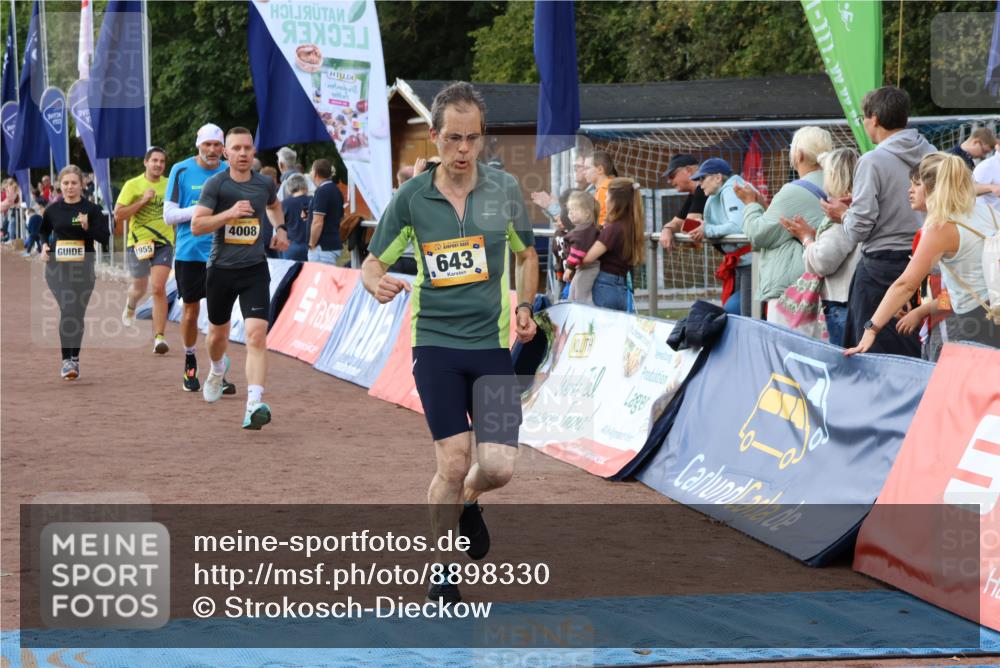 14.09.2025 - Airport Race Strokosch-Dieckow http://msf.ph/oto/8898330 14.09.2025 12:24:46 Ziel 383, 643, 900, 1899, 1955, 2149, 4008, 5466 meine-sportfotos.de