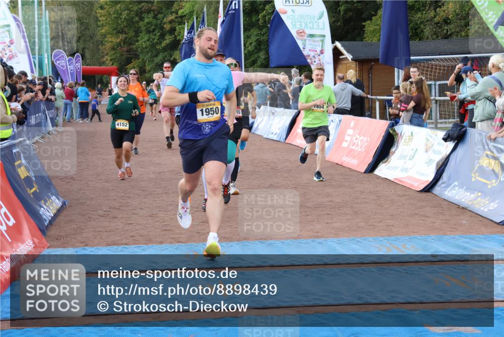 14.09.2025 - Airport Race Strokosch-Dieckow http://msf.ph/oto/8898439 14.09.2025 12:25:05 Ziel 442, 810, 1139, 1194, 1258, 1644, 1654, 1950, 2138, 4152, 5075, 5100 meine-sportfotos.de