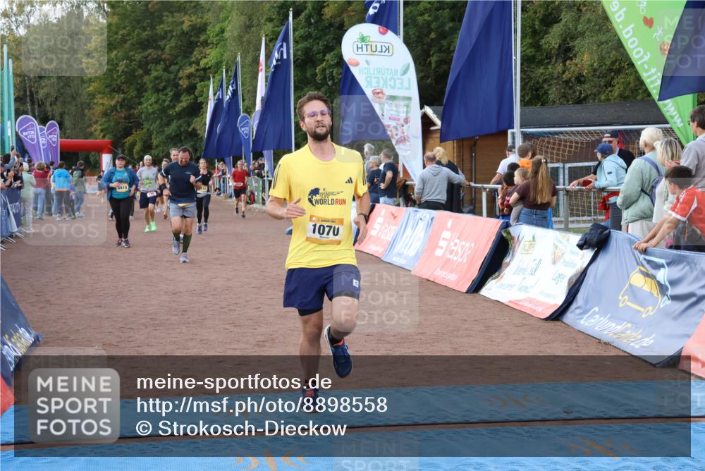 14.09.2025 - Airport Race Strokosch-Dieckow http://msf.ph/oto/8898558 14.09.2025 12:25:22 Ziel 190, 264, 872, 945, 1070, 1210, 1464, 1702, 1736, 1943, 2104, 4229, 5418 meine-sportfotos.de