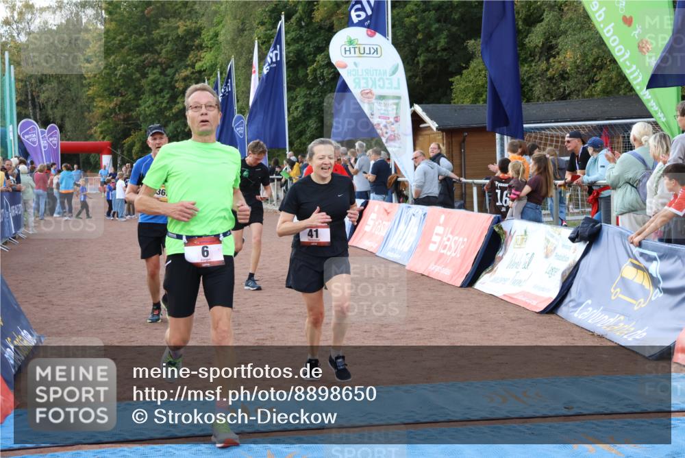 14.09.2025 - Airport Race Strokosch-Dieckow http://msf.ph/oto/8898650 14.09.2025 12:25:47 Ziel 6, 41, 369, 649, 707, 777, 1078, 1147, 1458, 2098 meine-sportfotos.de