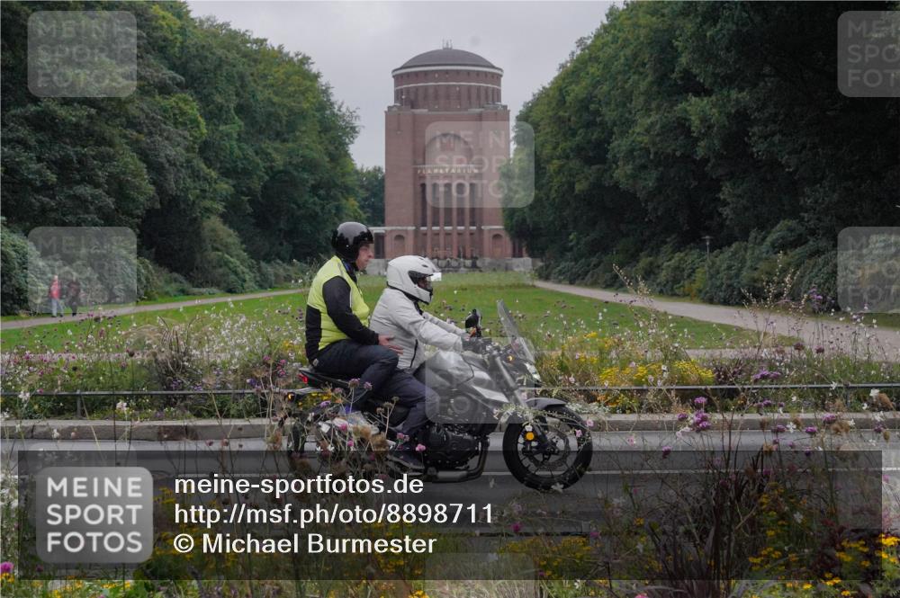 14.09.2025 - Stadtparktriathlon Michael Burmester http://msf.ph/oto/8898711 14.09.2025 09:05:54 Radfahren 320, 356, 412, 480 meine-sportfotos.de