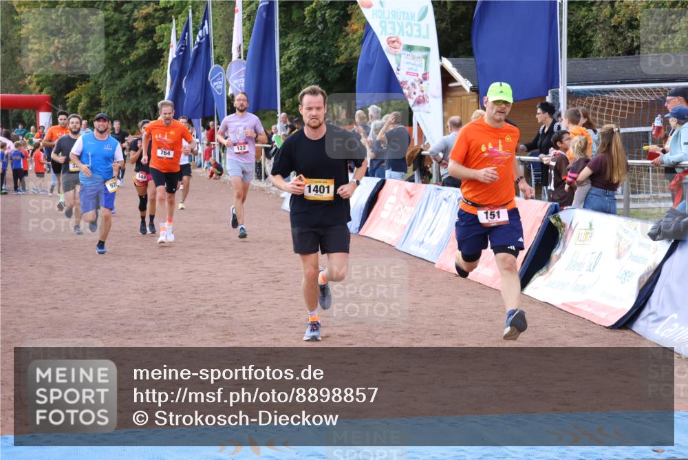 14.09.2025 - Airport Race Strokosch-Dieckow http://msf.ph/oto/8898857 14.09.2025 12:26:20 Ziel 122, 149, 151, 321, 764, 978, 1276, 1401, 1575, 1881, 2003, 2038, 2135 meine-sportfotos.de