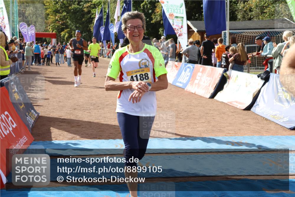 14.09.2025 - Airport Race Strokosch-Dieckow http://msf.ph/oto/8899105 14.09.2025 12:26:51 Ziel 17, 468, 1293, 1803, 2133, 4017, 4135, 4181, 4188 meine-sportfotos.de