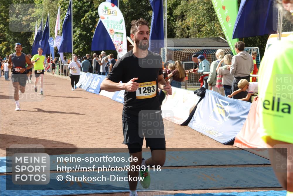 14.09.2025 - Airport Race Strokosch-Dieckow http://msf.ph/oto/8899118 14.09.2025 12:26:52 Ziel 17, 123, 468, 1293, 1803, 4135, 4181, 4188 meine-sportfotos.de