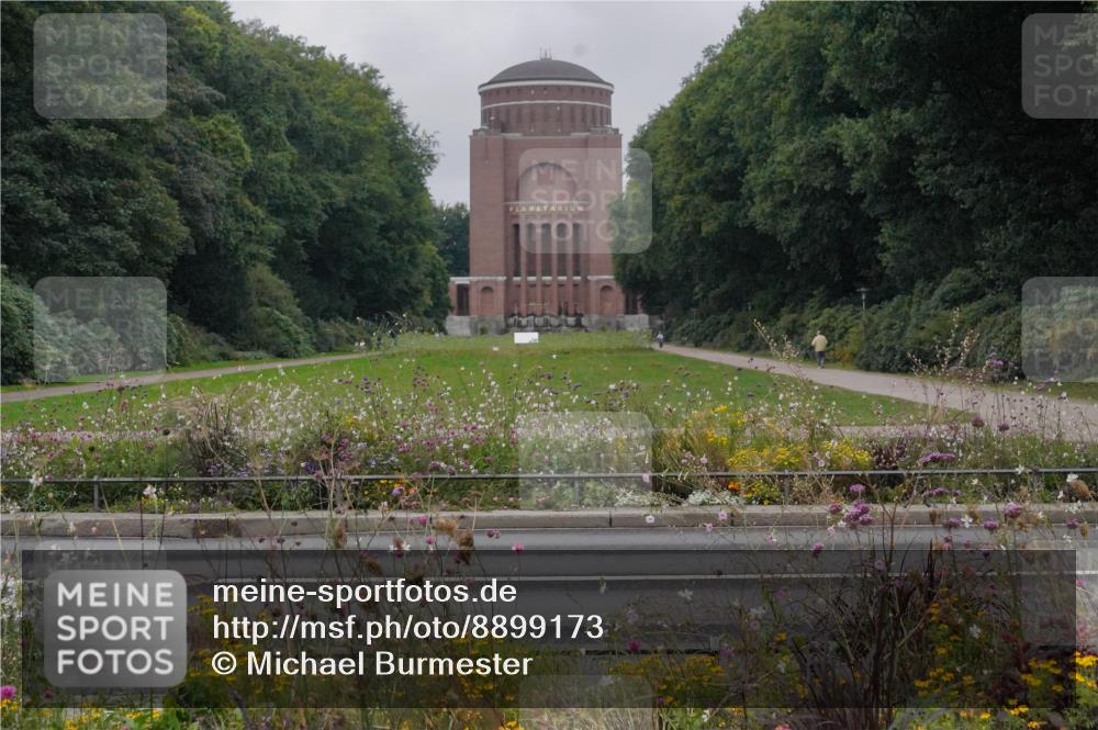 14.09.2025 - Stadtparktriathlon Michael Burmester http://msf.ph/oto/8899173 14.09.2025 09:10:20 Radfahren 336, 391 meine-sportfotos.de