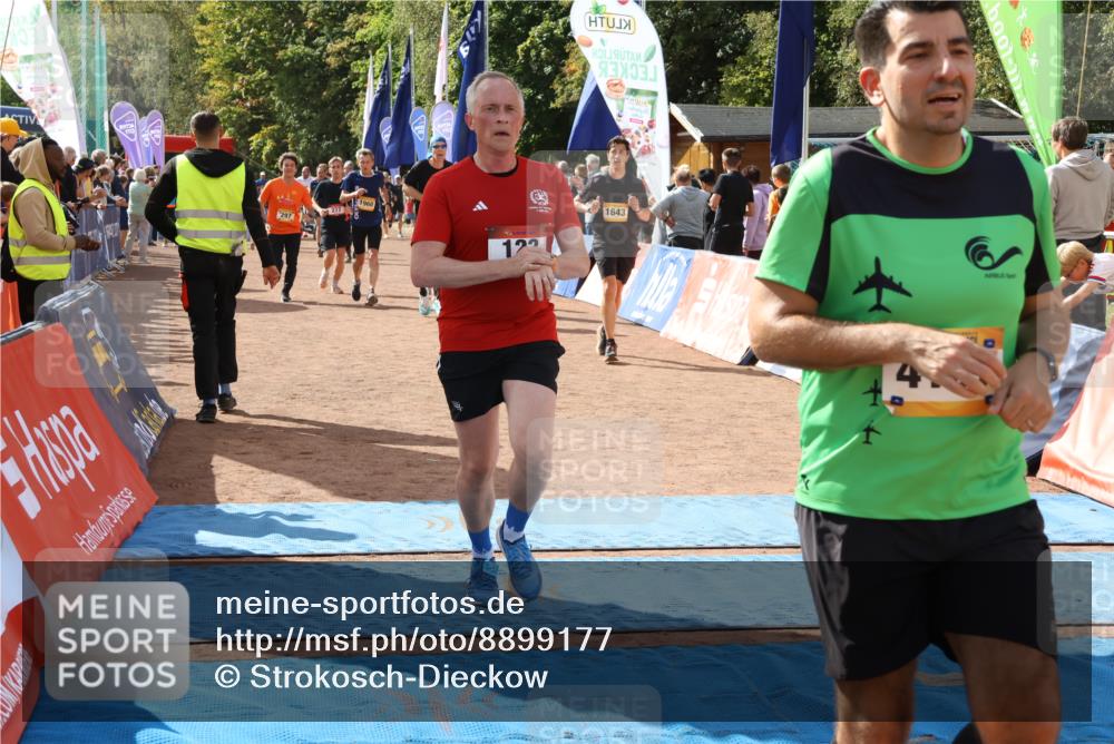 14.09.2025 - Airport Race Strokosch-Dieckow http://msf.ph/oto/8899177 14.09.2025 12:27:01 Ziel 123, 277, 297, 298, 805, 1414, 1643, 1658, 1707, 1776, 1960, 4135, 4181, 5530 meine-sportfotos.de