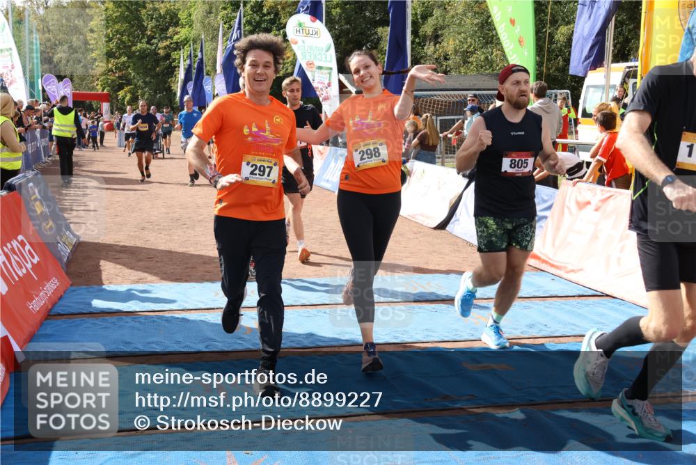 14.09.2025 - Airport Race Strokosch-Dieckow http://msf.ph/oto/8899227 14.09.2025 12:27:05 Ziel 73, 123, 172, 277, 297, 298, 562, 589, 644, 805, 1036, 1414, 1643, 1658, 1707, 1776, 1960, 5530 meine-sportfotos.de