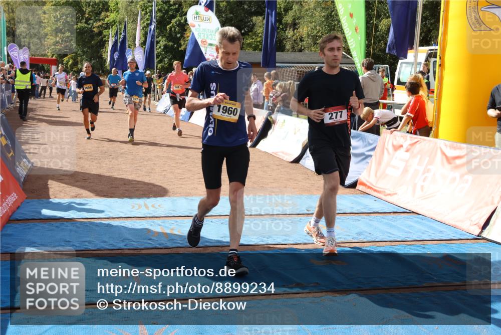 14.09.2025 - Airport Race Strokosch-Dieckow http://msf.ph/oto/8899234 14.09.2025 12:27:06 Ziel 73, 172, 277, 297, 298, 562, 589, 644, 805, 1036, 1414, 1643, 1658, 1707, 1776, 1960, 5530 meine-sportfotos.de