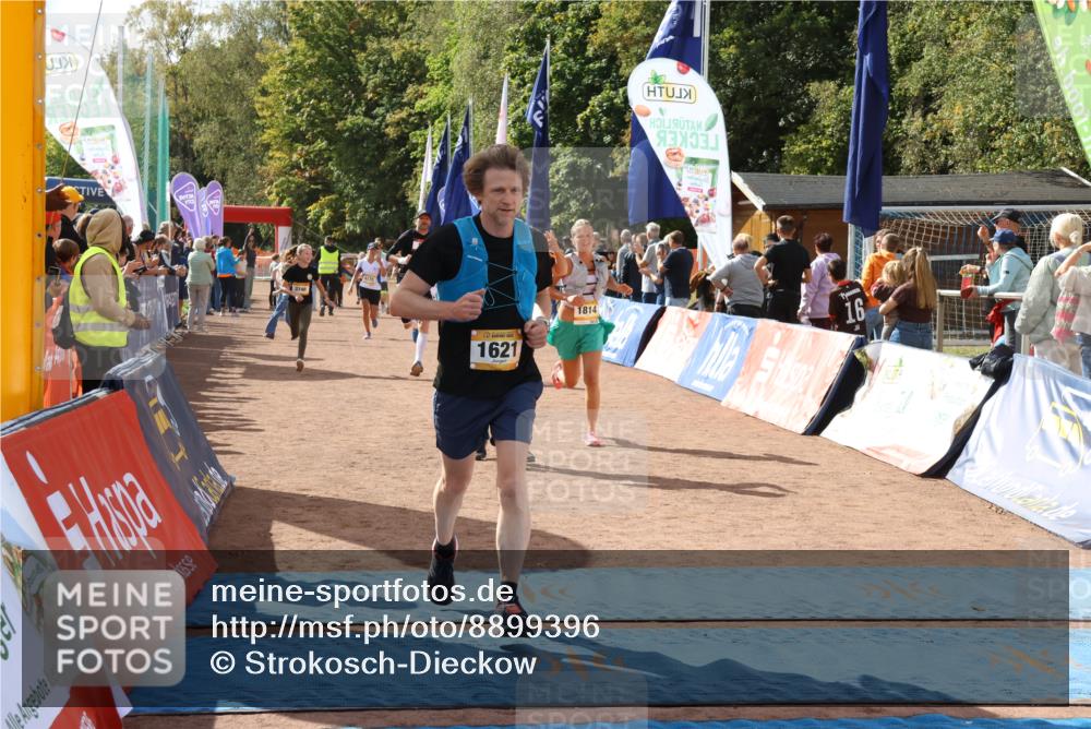 14.09.2025 - Airport Race Strokosch-Dieckow http://msf.ph/oto/8899396 14.09.2025 12:27:18 Ziel 73, 80, 172, 528, 1621, 1814, 4175, 4187 meine-sportfotos.de