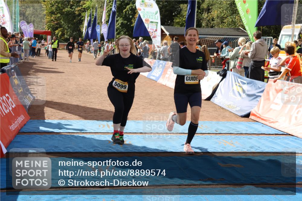 14.09.2025 - Airport Race Strokosch-Dieckow http://msf.ph/oto/8899574 14.09.2025 12:27:34 Ziel 569, 814, 5099 meine-sportfotos.de