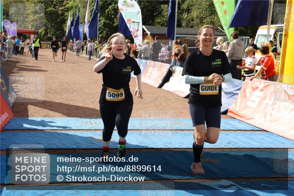 14.09.2025 - Airport Race Strokosch-Dieckow http://msf.ph/oto/8899614 14.09.2025 12:27:35 Ziel 569, 814, 5099 meine-sportfotos.de