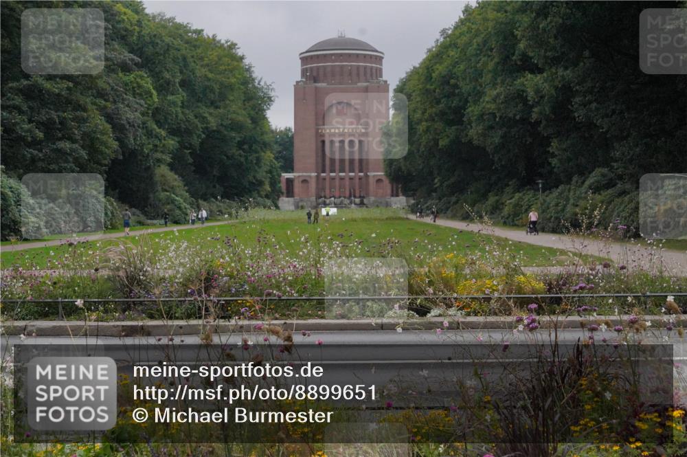 14.09.2025 - Stadtparktriathlon Michael Burmester http://msf.ph/oto/8899651 14.09.2025 09:15:00 Radfahren 353, 362, 365, 383, 393, 400 meine-sportfotos.de