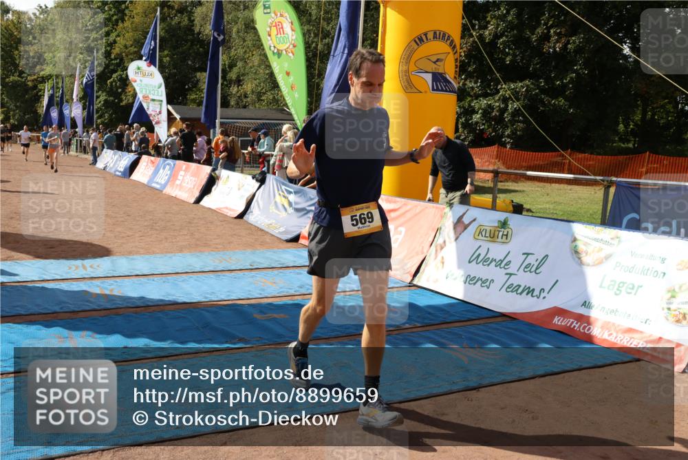 14.09.2025 - Airport Race Strokosch-Dieckow http://msf.ph/oto/8899659 14.09.2025 12:27:44 Ziel 569, 814, 1196, 1827, 1907 meine-sportfotos.de