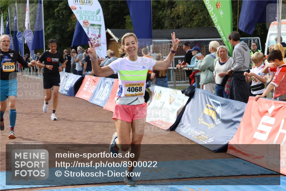 14.09.2025 - Airport Race Strokosch-Dieckow http://msf.ph/oto/8900022 14.09.2025 12:28:31 Ziel 118, 885, 1842, 2029, 4068 meine-sportfotos.de