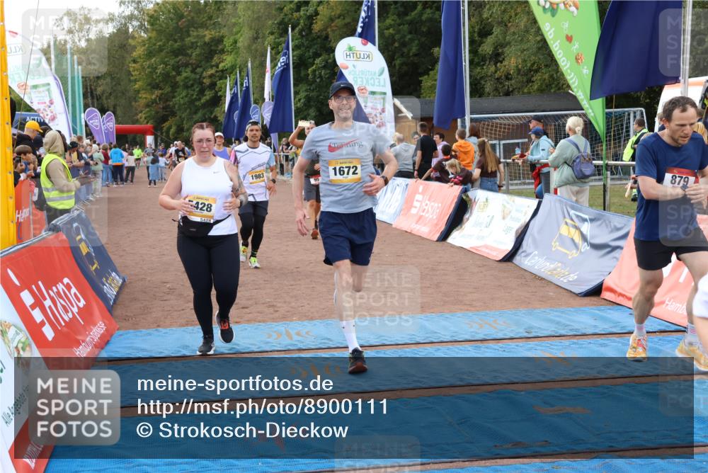 14.09.2025 - Airport Race Strokosch-Dieckow http://msf.ph/oto/8900111 14.09.2025 12:28:48 Ziel 95, 613, 879, 976, 1483, 1672, 1731, 1780, 1878, 1913, 1983, 4231, 5428 meine-sportfotos.de