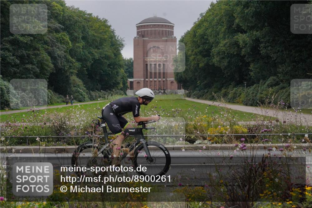 14.09.2025 - Stadtparktriathlon Michael Burmester http://msf.ph/oto/8900261 14.09.2025 09:17:12 Radfahren 312, 319, 325, 360, 369, 391, 408, 416, 463 meine-sportfotos.de