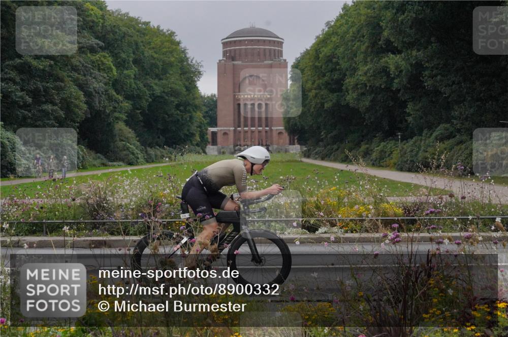 14.09.2025 - Stadtparktriathlon Michael Burmester http://msf.ph/oto/8900332 14.09.2025 09:17:31 Radfahren 313, 335, 421, 436, 452 meine-sportfotos.de