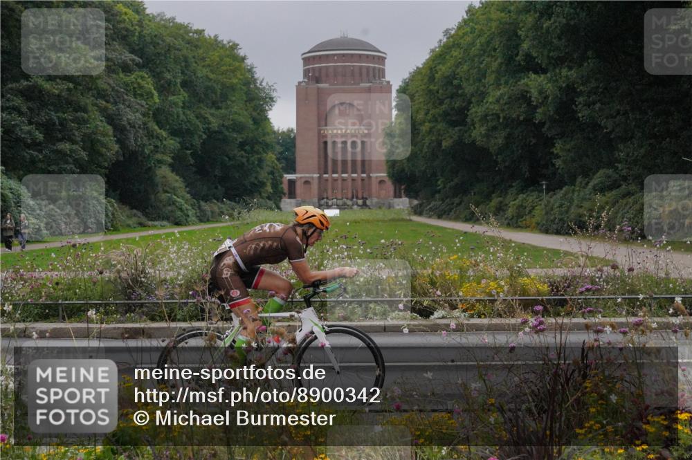 14.09.2025 - Stadtparktriathlon Michael Burmester http://msf.ph/oto/8900342 14.09.2025 09:17:39 Radfahren 310, 331, 394, 402, 452, 476 meine-sportfotos.de