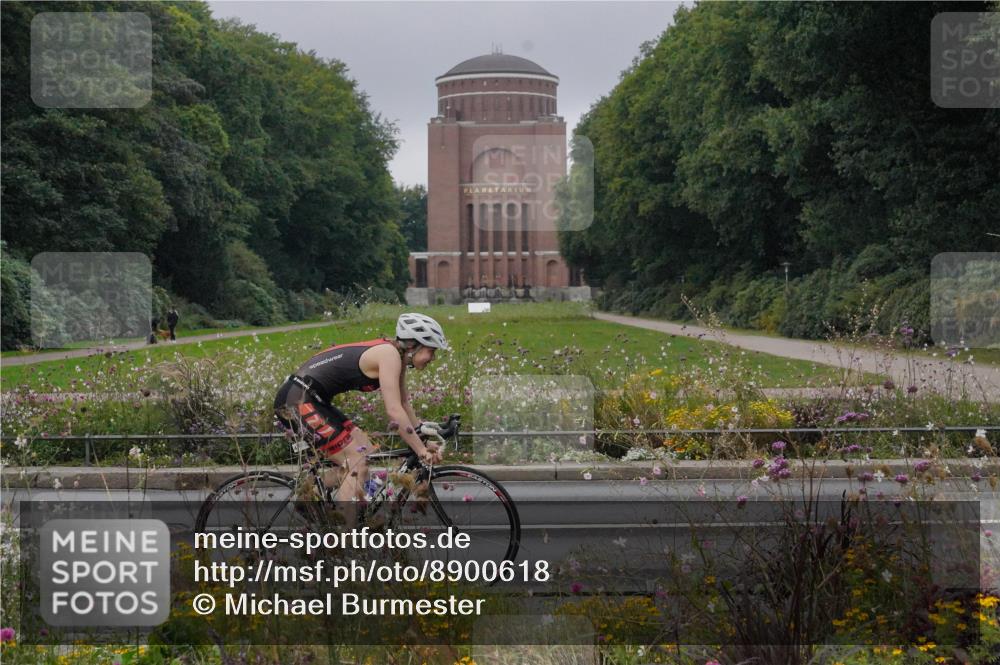 14.09.2025 - Stadtparktriathlon Michael Burmester http://msf.ph/oto/8900618 14.09.2025 09:19:33 Radfahren 425, 439, 443, 477, 479, 492, 494, 495, 497 meine-sportfotos.de
