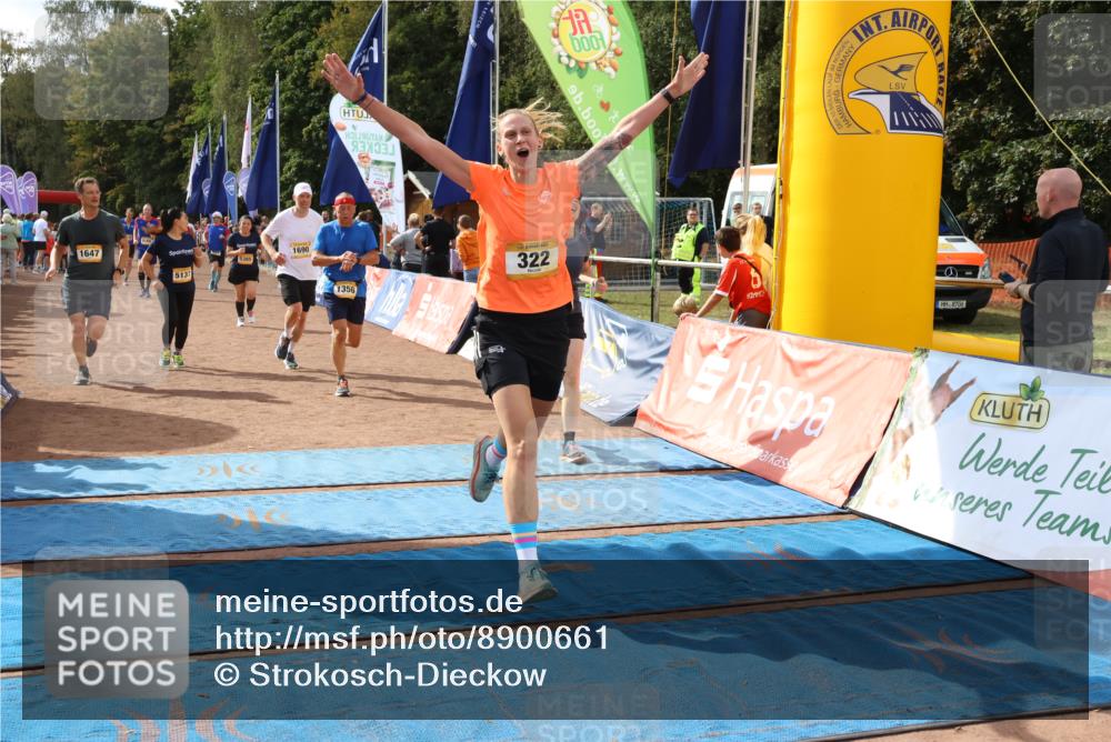 14.09.2025 - Airport Race Strokosch-Dieckow http://msf.ph/oto/8900661 14.09.2025 12:29:53 Ziel 226, 322, 1042, 1126, 1356, 1423, 1451, 1468, 1647, 1690, 1944, 4160, 4236, 5137, 5385 meine-sportfotos.de
