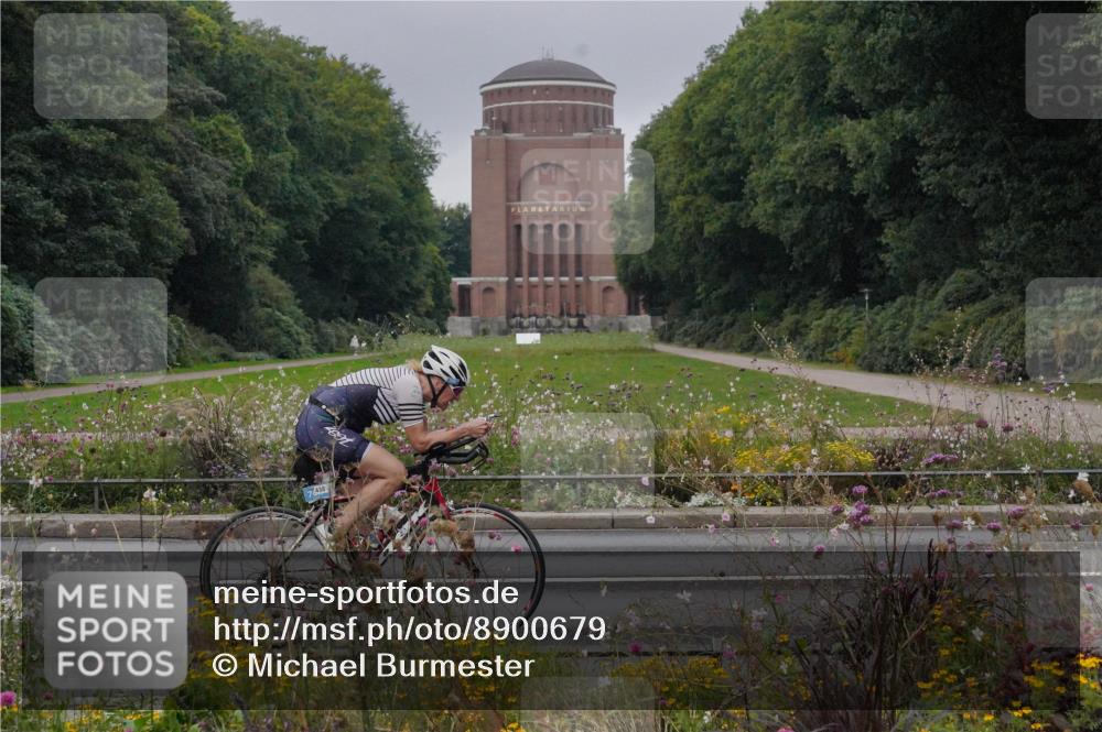 14.09.2025 - Stadtparktriathlon Michael Burmester http://msf.ph/oto/8900679 14.09.2025 09:20:01 Radfahren 306, 333, 423, 438, 503 meine-sportfotos.de