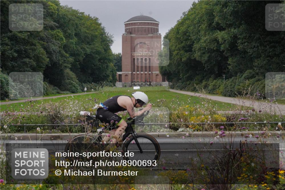 14.09.2025 - Stadtparktriathlon Michael Burmester http://msf.ph/oto/8900693 14.09.2025 09:20:12 Radfahren 368, 423, 469, 503, 505, 506 meine-sportfotos.de