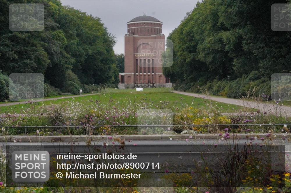 14.09.2025 - Stadtparktriathlon Michael Burmester http://msf.ph/oto/8900714 14.09.2025 09:20:19 Radfahren 371, 419, 445, 469, 505, 506 meine-sportfotos.de