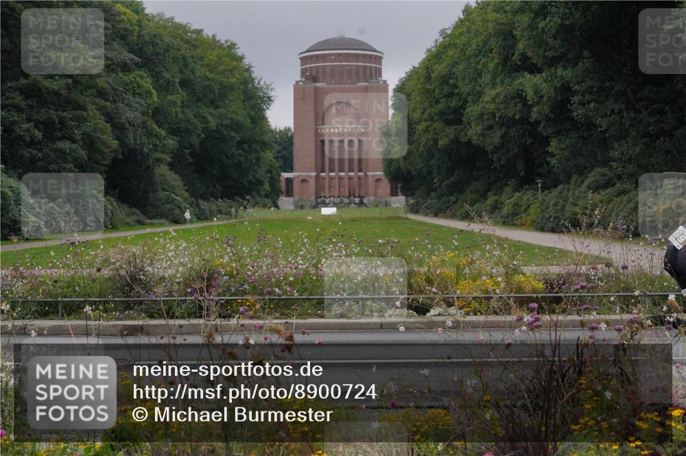 14.09.2025 - Stadtparktriathlon Michael Burmester http://msf.ph/oto/8900724 14.09.2025 09:20:21 Radfahren 371, 419, 445, 469, 505, 506 meine-sportfotos.de