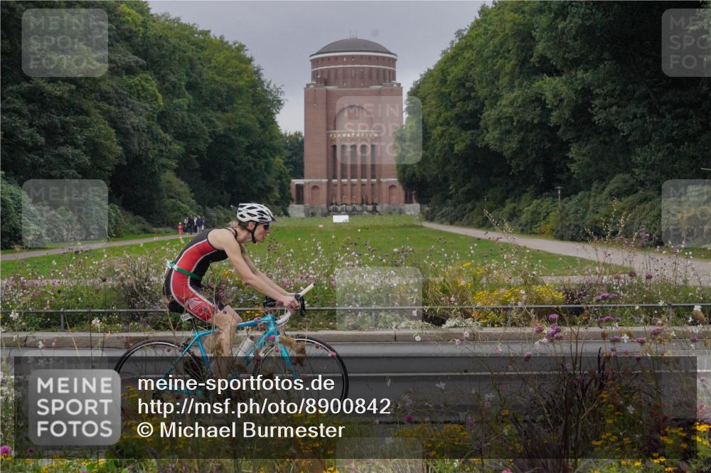 14.09.2025 - Stadtparktriathlon Michael Burmester http://msf.ph/oto/8900842 14.09.2025 09:21:09 Radfahren 339, 342, 380, 401, 404, 473, 500 meine-sportfotos.de
