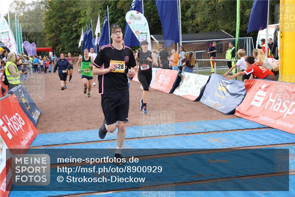 14.09.2025 - Airport Race Strokosch-Dieckow http://msf.ph/oto/8900929 14.09.2025 12:30:18 Ziel 11, 355, 600, 850, 1328, 1755, 1969, 2086, 4167 meine-sportfotos.de