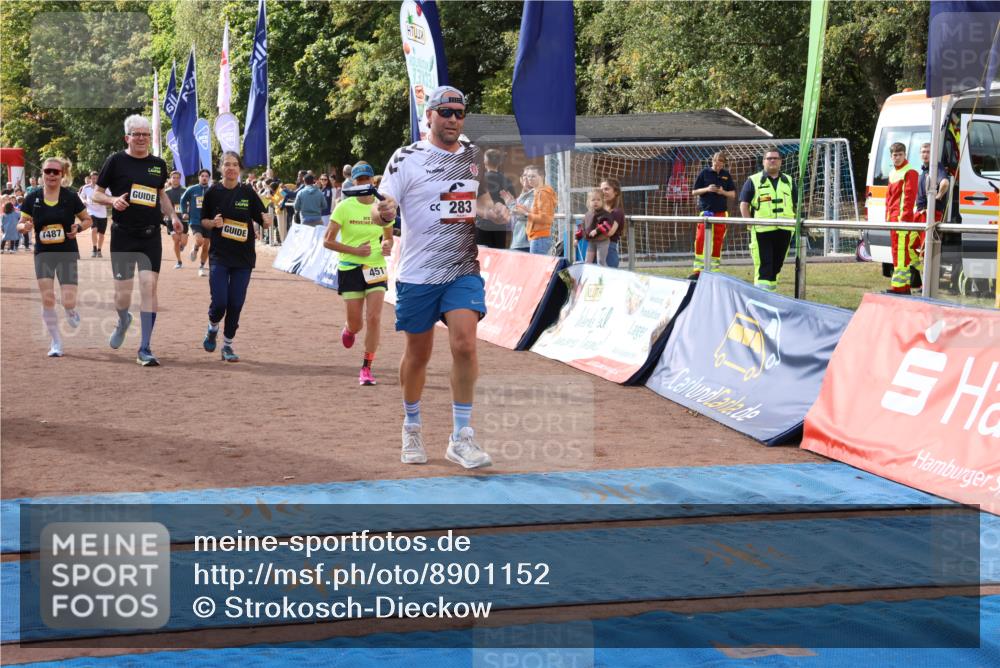 14.09.2025 - Airport Race Strokosch-Dieckow http://msf.ph/oto/8901152 14.09.2025 12:30:47 Ziel 283, 451, 1170, 1487, 1608, 1809, 5056 meine-sportfotos.de