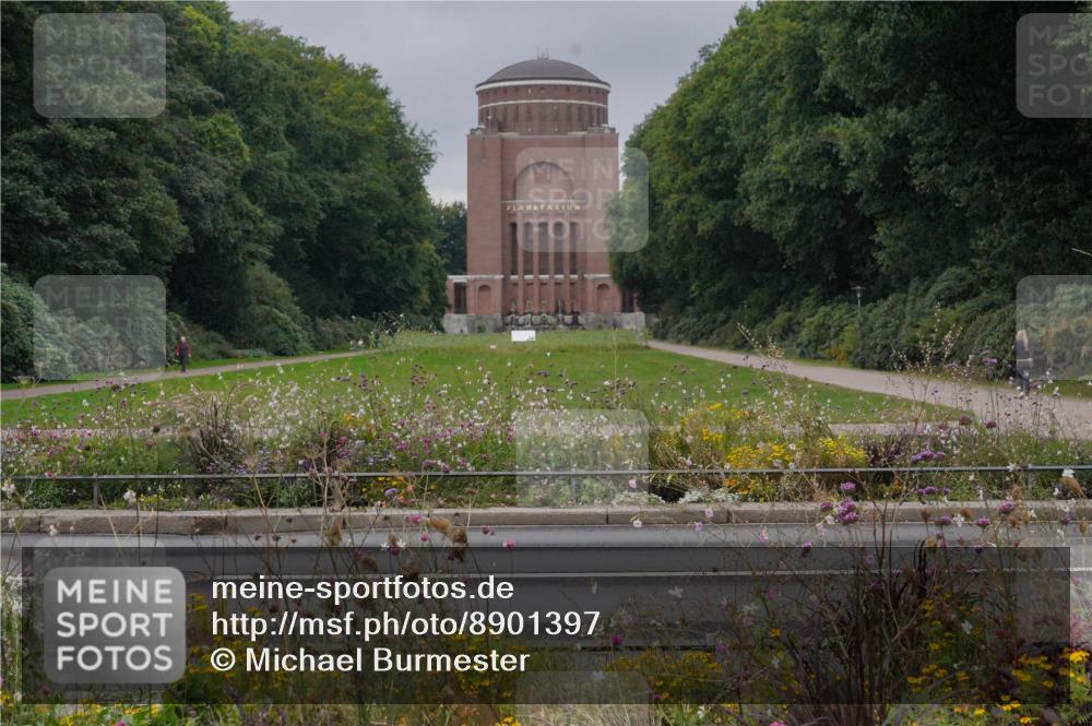 14.09.2025 - Stadtparktriathlon Michael Burmester http://msf.ph/oto/8901397 14.09.2025 09:24:52 Radfahren 332, 387, 440, 474 meine-sportfotos.de