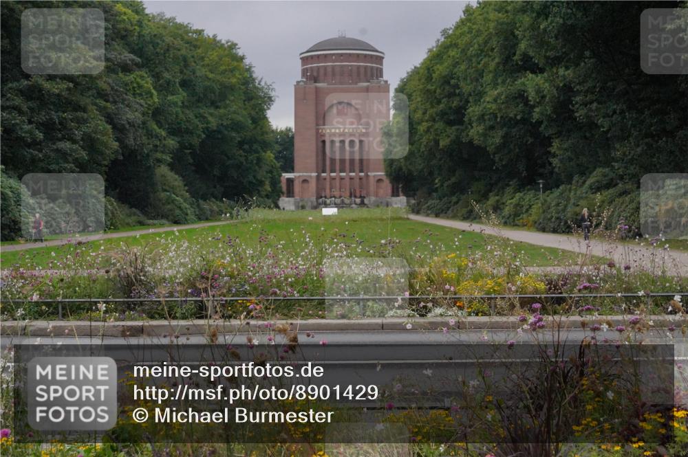 14.09.2025 - Stadtparktriathlon Michael Burmester http://msf.ph/oto/8901429 14.09.2025 09:25:03 Radfahren 440 meine-sportfotos.de