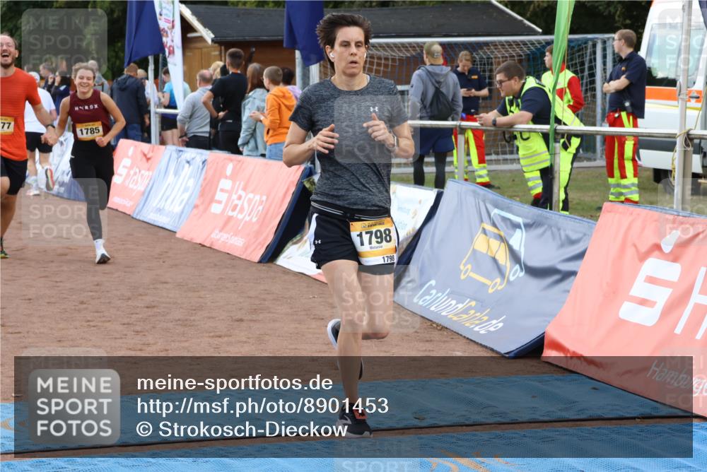 14.09.2025 - Airport Race Strokosch-Dieckow http://msf.ph/oto/8901453 14.09.2025 12:31:43 Ziel 61, 400, 511, 570, 906, 1132, 1339, 1447, 1454, 1463, 1785, 1798, 2077, 2155, 2162, 4013, 4180 meine-sportfotos.de