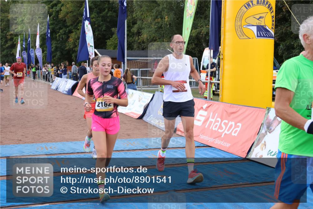 14.09.2025 - Airport Race Strokosch-Dieckow http://msf.ph/oto/8901541 14.09.2025 12:31:52 Ziel 101, 422, 511, 540, 747, 906, 1339, 1447, 1454, 1463, 1501, 1764, 1985, 2155, 2162, 4013 meine-sportfotos.de