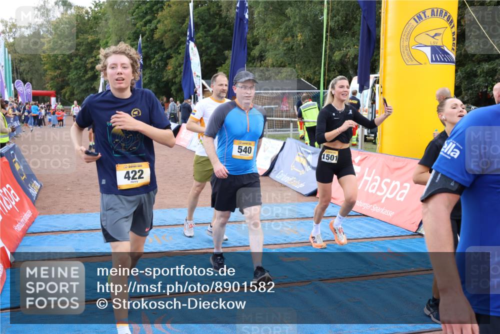 14.09.2025 - Airport Race Strokosch-Dieckow http://msf.ph/oto/8901582 14.09.2025 12:32:00 Ziel 101, 273, 392, 395, 422, 540, 747, 754, 1501, 1764, 1985 meine-sportfotos.de