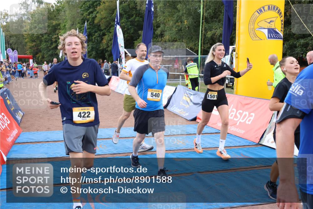 14.09.2025 - Airport Race Strokosch-Dieckow http://msf.ph/oto/8901588 14.09.2025 12:32:00 Ziel 101, 273, 392, 395, 422, 540, 747, 754, 1501, 1764, 1985 meine-sportfotos.de
