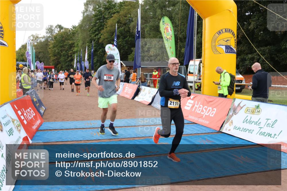 14.09.2025 - Airport Race Strokosch-Dieckow http://msf.ph/oto/8901852 14.09.2025 12:32:44 Ziel 15, 112, 198, 804, 1156, 1168, 1184, 1225, 1269, 1381, 2107, 2111, 4196 meine-sportfotos.de