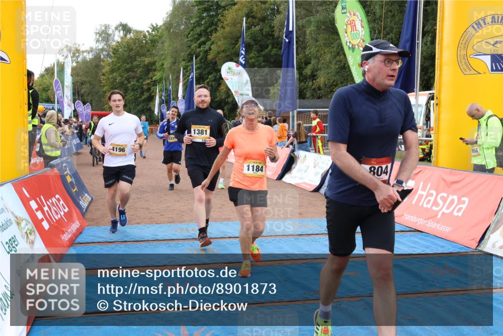 14.09.2025 - Airport Race Strokosch-Dieckow http://msf.ph/oto/8901873 14.09.2025 12:32:48 Ziel 15, 198, 412, 804, 1168, 1184, 1225, 1269, 1381, 1413, 2107, 2172, 4196, 5456, 5511 meine-sportfotos.de