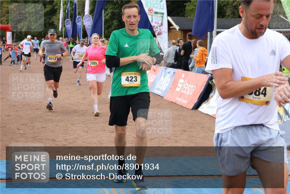 14.09.2025 - Airport Race Strokosch-Dieckow http://msf.ph/oto/8901934 14.09.2025 12:33:16 Ziel 348, 423, 584, 654, 661, 768, 1230, 1388, 1534, 2012, 2068, 2085, 4137 meine-sportfotos.de