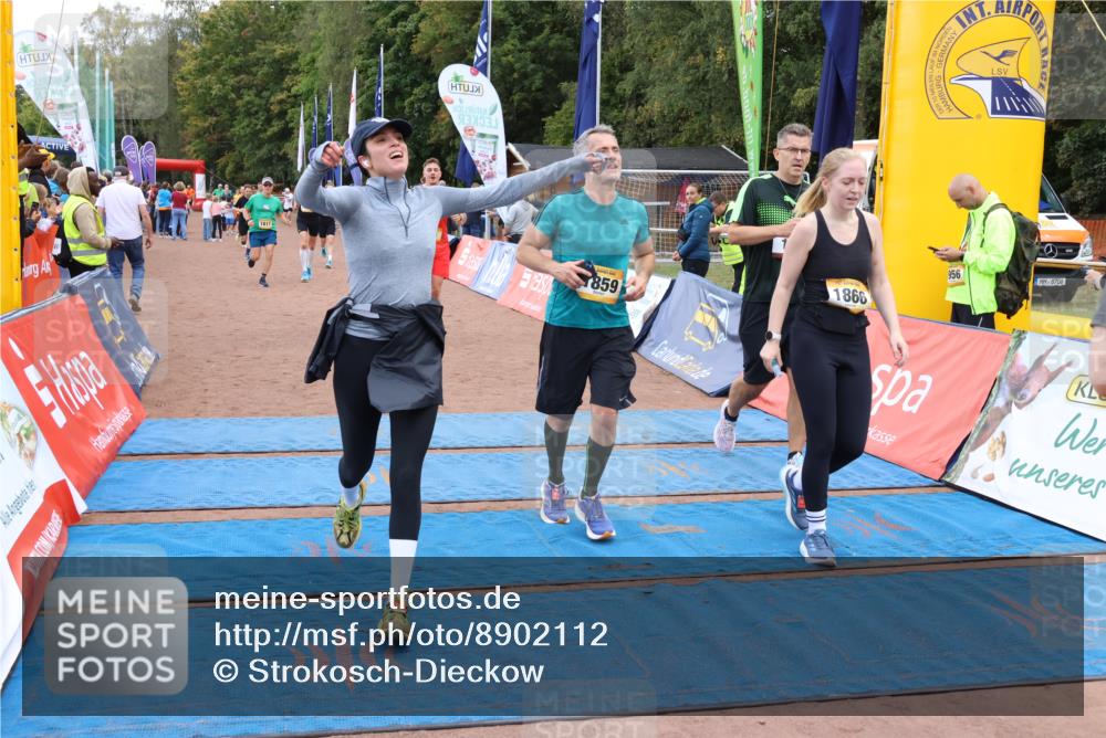14.09.2025 - Airport Race Strokosch-Dieckow http://msf.ph/oto/8902112 14.09.2025 12:35:10 Ziel 130, 280, 631, 652, 677, 752, 1152, 1264, 1405, 1817, 1859, 1866, 4110, 4209, 4270 meine-sportfotos.de