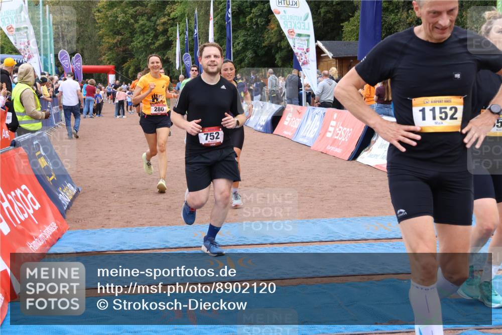 14.09.2025 - Airport Race Strokosch-Dieckow http://msf.ph/oto/8902120 14.09.2025 12:35:16 Ziel 71, 237, 280, 606, 631, 652, 677, 752, 840, 1143, 1152, 1291, 1498, 1817, 1836, 4110 meine-sportfotos.de