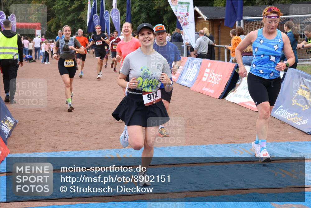 14.09.2025 - Airport Race Strokosch-Dieckow http://msf.ph/oto/8902151 14.09.2025 12:35:37 Ziel 111, 419, 849, 899, 912, 929, 1002, 1120, 1374, 1636, 1652, 1855, 1886, 1920, 1942, 2102, 4226, 4258 meine-sportfotos.de